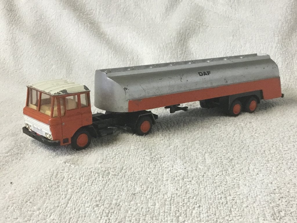 DAF 2600 vrachtwagen met tanktrailer, Ophalen, Gebruikt, Bus of Vrachtwagen, Lion Toys