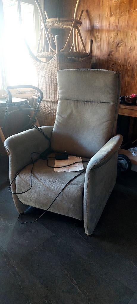 Lugano relaxfauteuil - goed werkend, bekleding Dolphina 84, Ophalen of Verzenden, Gebruikt, Stof