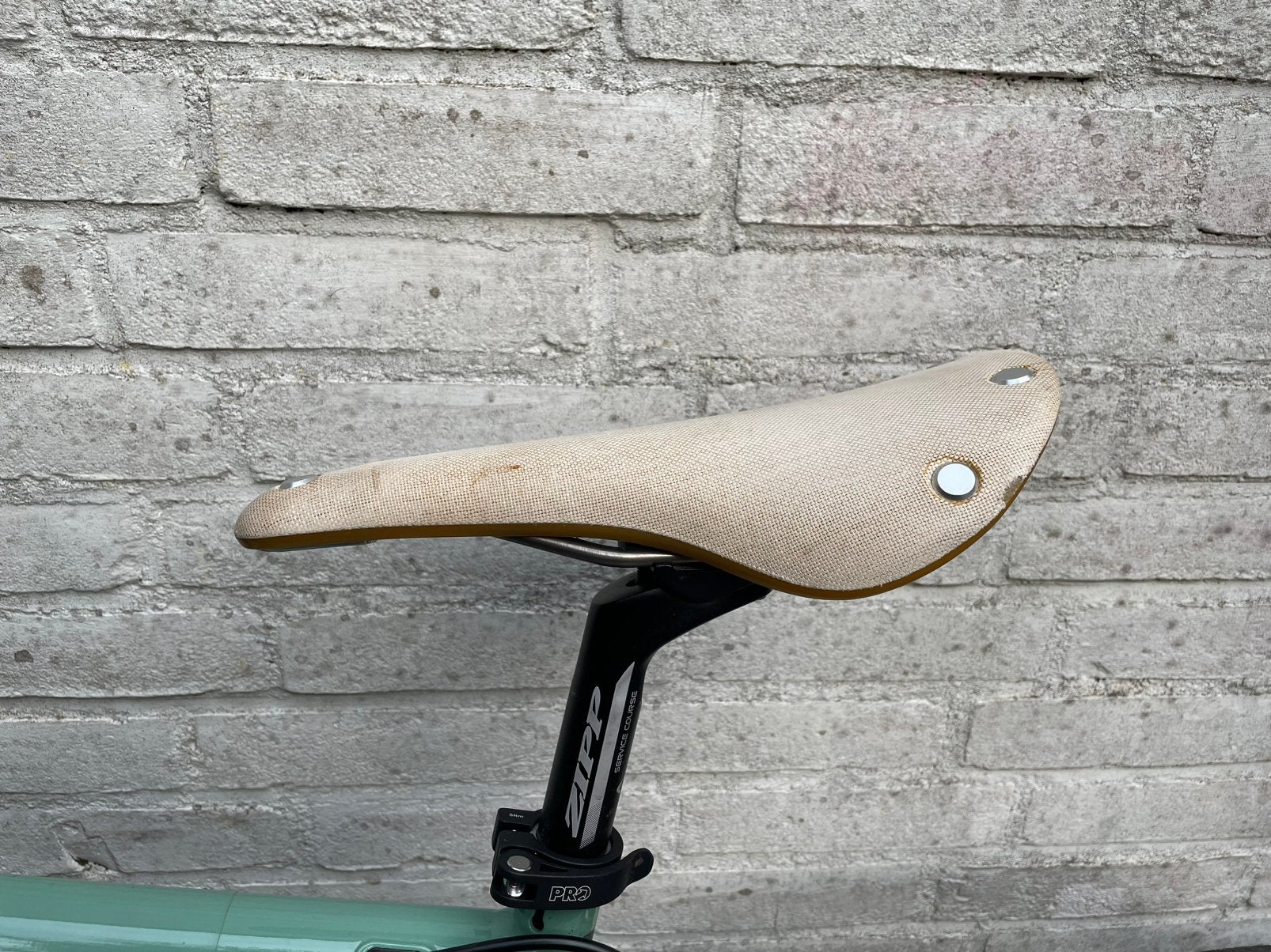 Brooks C15 Carved Cambium Zadel - Comfortabel en Duurzaam, Ophalen, Gebruikt, Zadel, Rubber