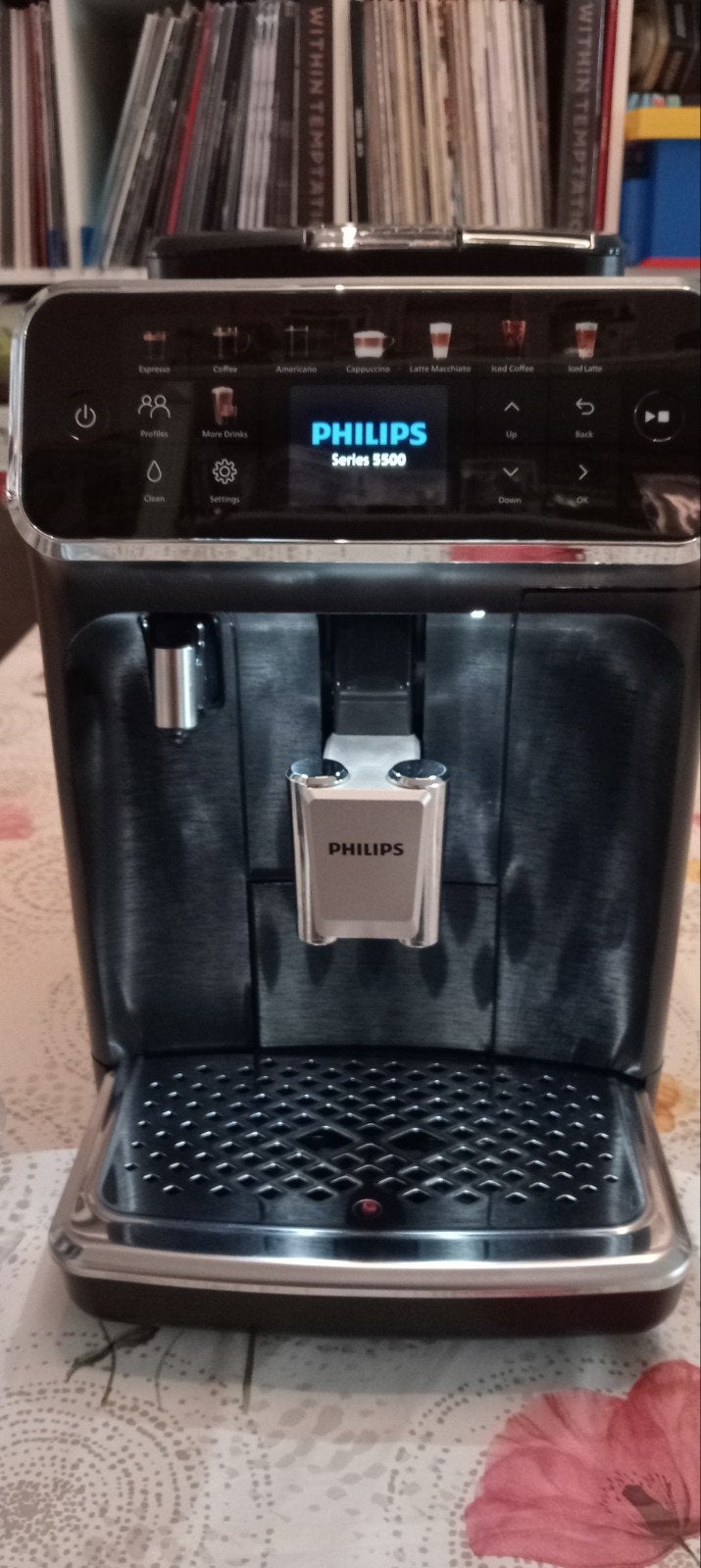Philips LatteGo EP5500 espressomachine+ijs functies Nieuw!, Ophalen, Espresso apparaat, 10 kopjes of meer, Nieuw
