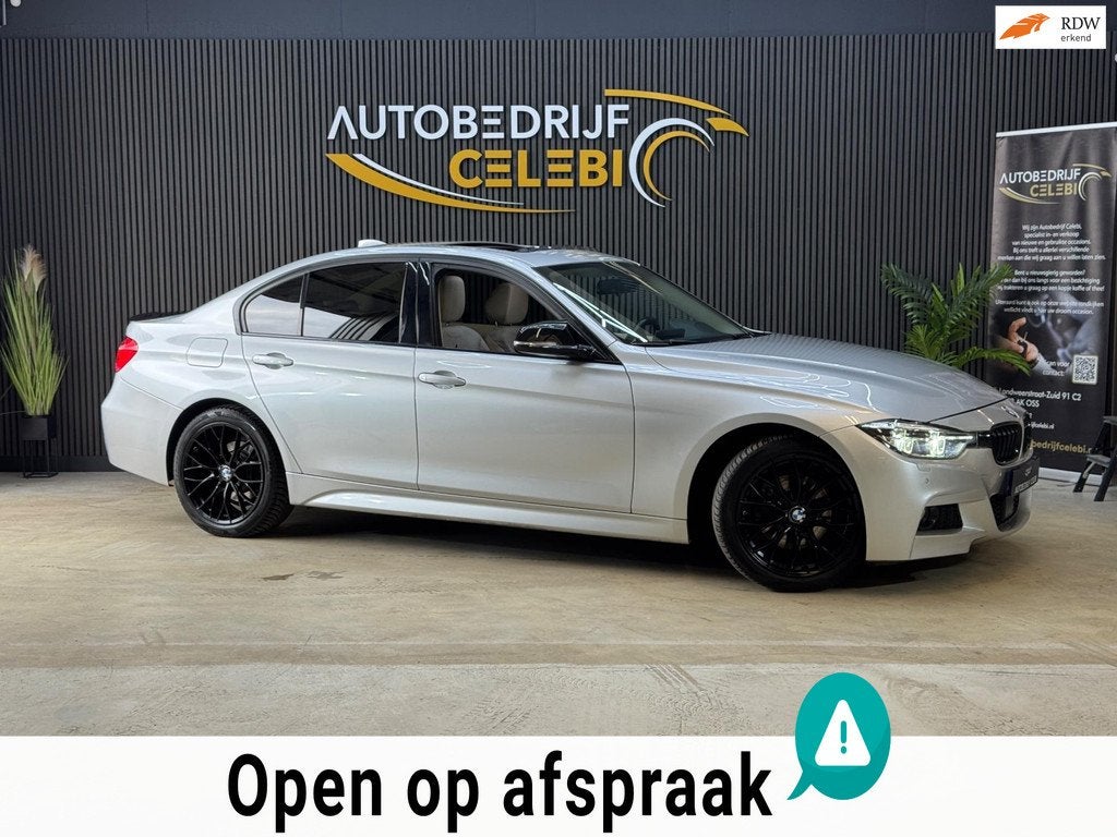 BMW 3-serie 328i xDrive High Executive 2013 MPAKKET AUT|PANO, Auto's, BMW, Euro 5, 15 km/l, Gebruikt, Beige