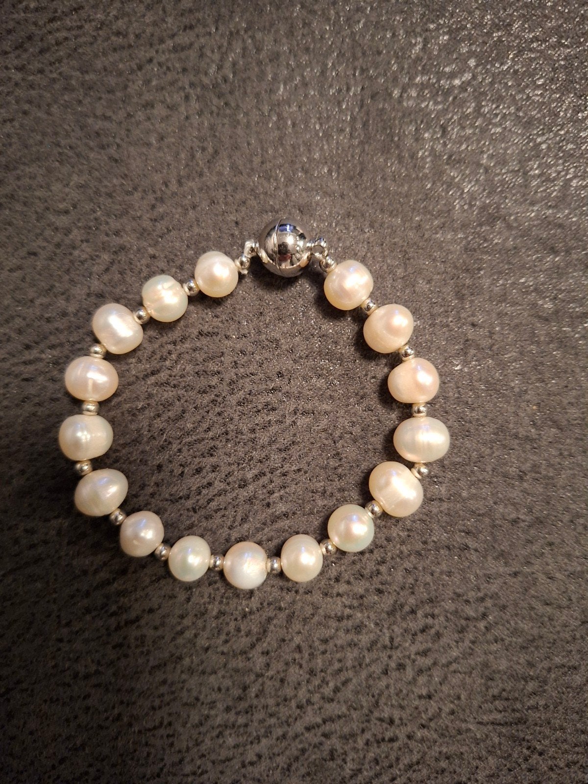 Mooie splinternieuwe parel armband Prijs 19.50, Sieraden, Tassen en Uiterlijk, Ophalen of Verzenden, Nieuw, Zilver, Staal