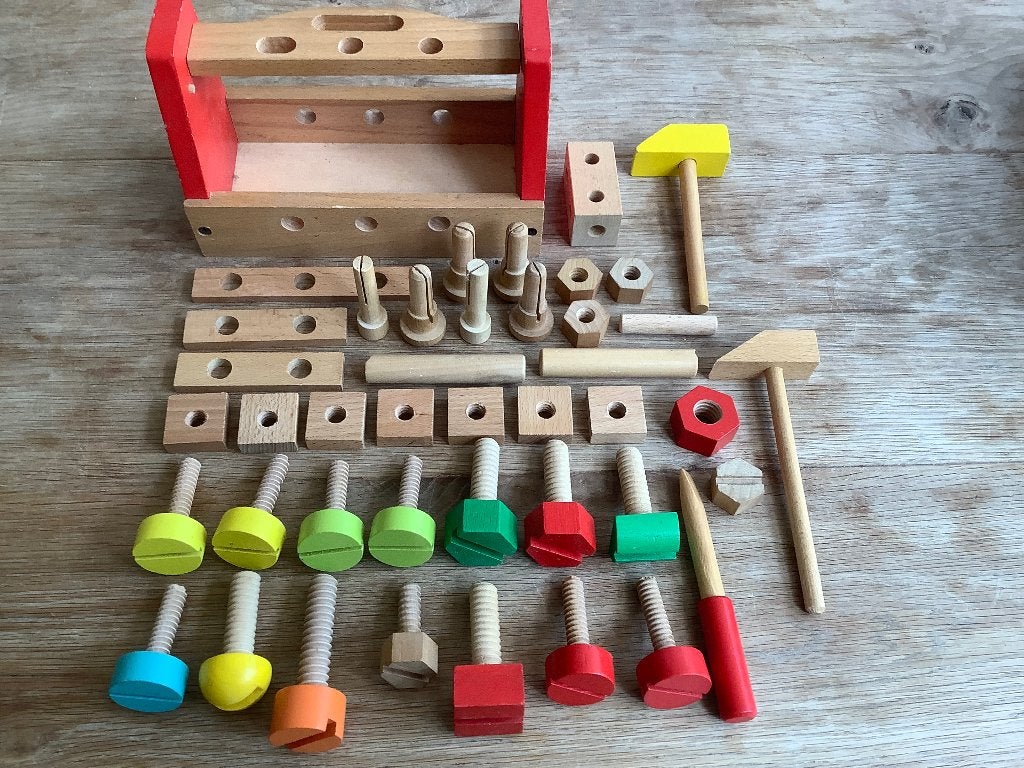 Houten gereedschapskist met gereedschap en bouwstenen, Ophalen of Verzenden, Gebruikt, Overige typen