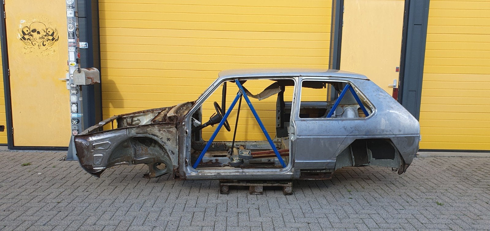 VW golf 1977 MK1 body delen + actief 1977 diesel kenteken, Ophalen, Gebruikt, Volkswagen, Bumper