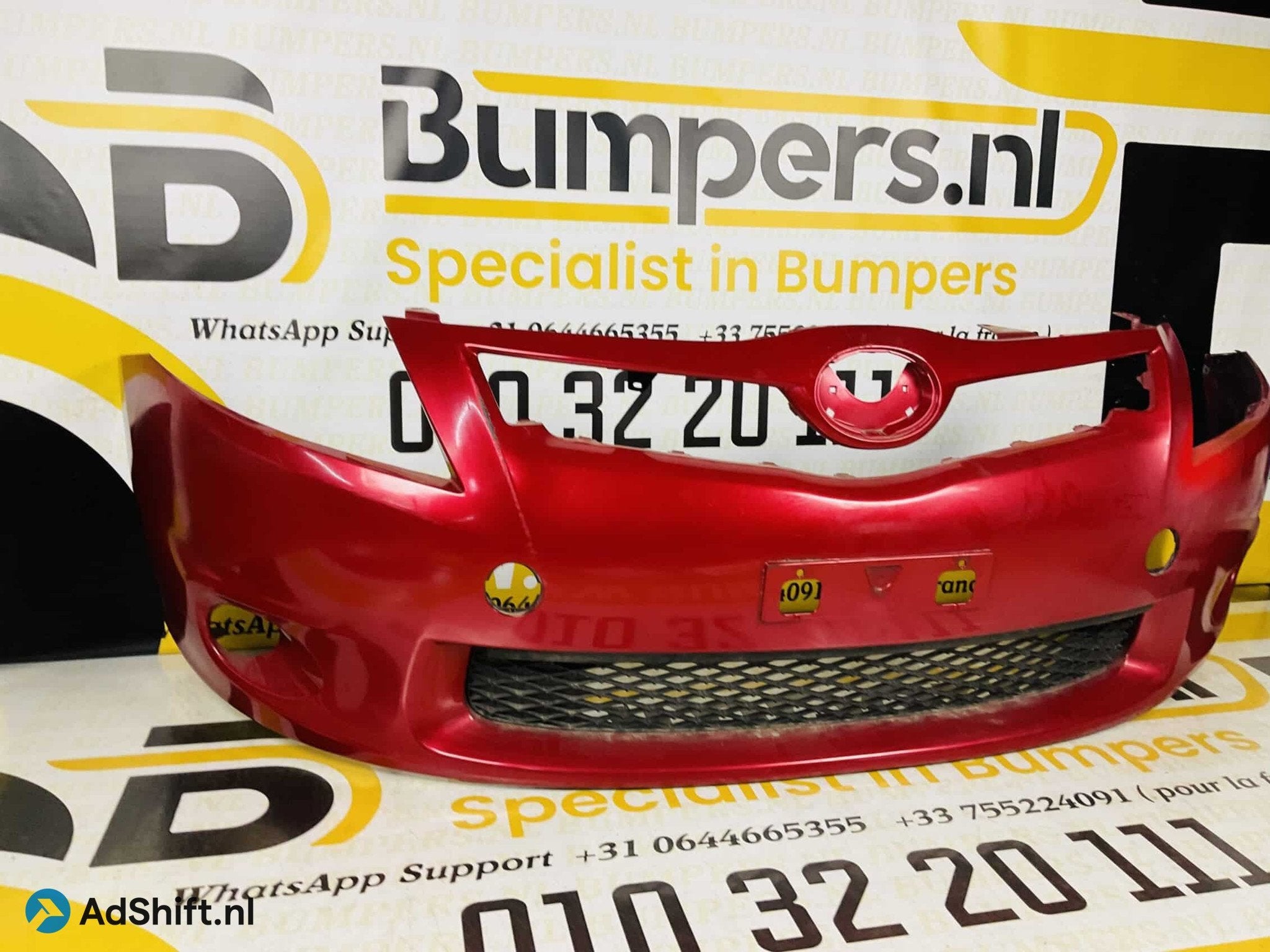 Bumper Toyota Auris Hybrid Voorbumper 2-D3-3086, Auto-onderdelen, Bumper