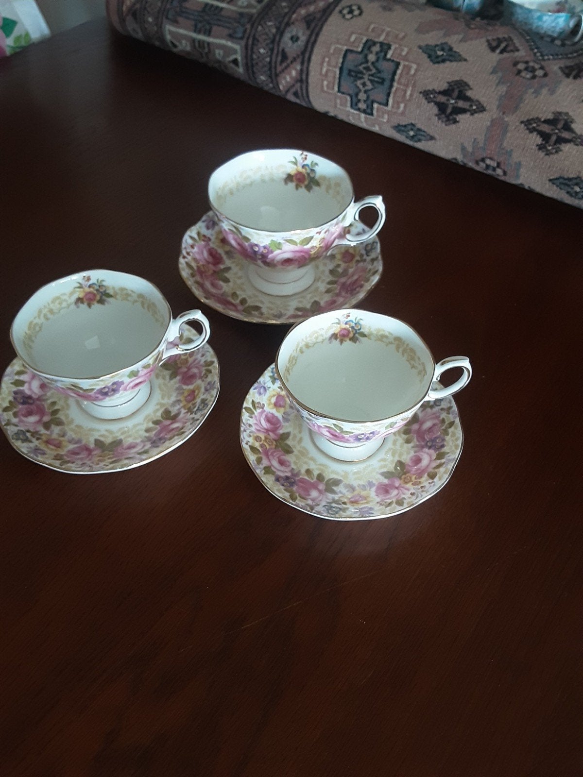Royal Albert 1 heren en 2 dames kop en schotels Serena, Ophalen of Verzenden