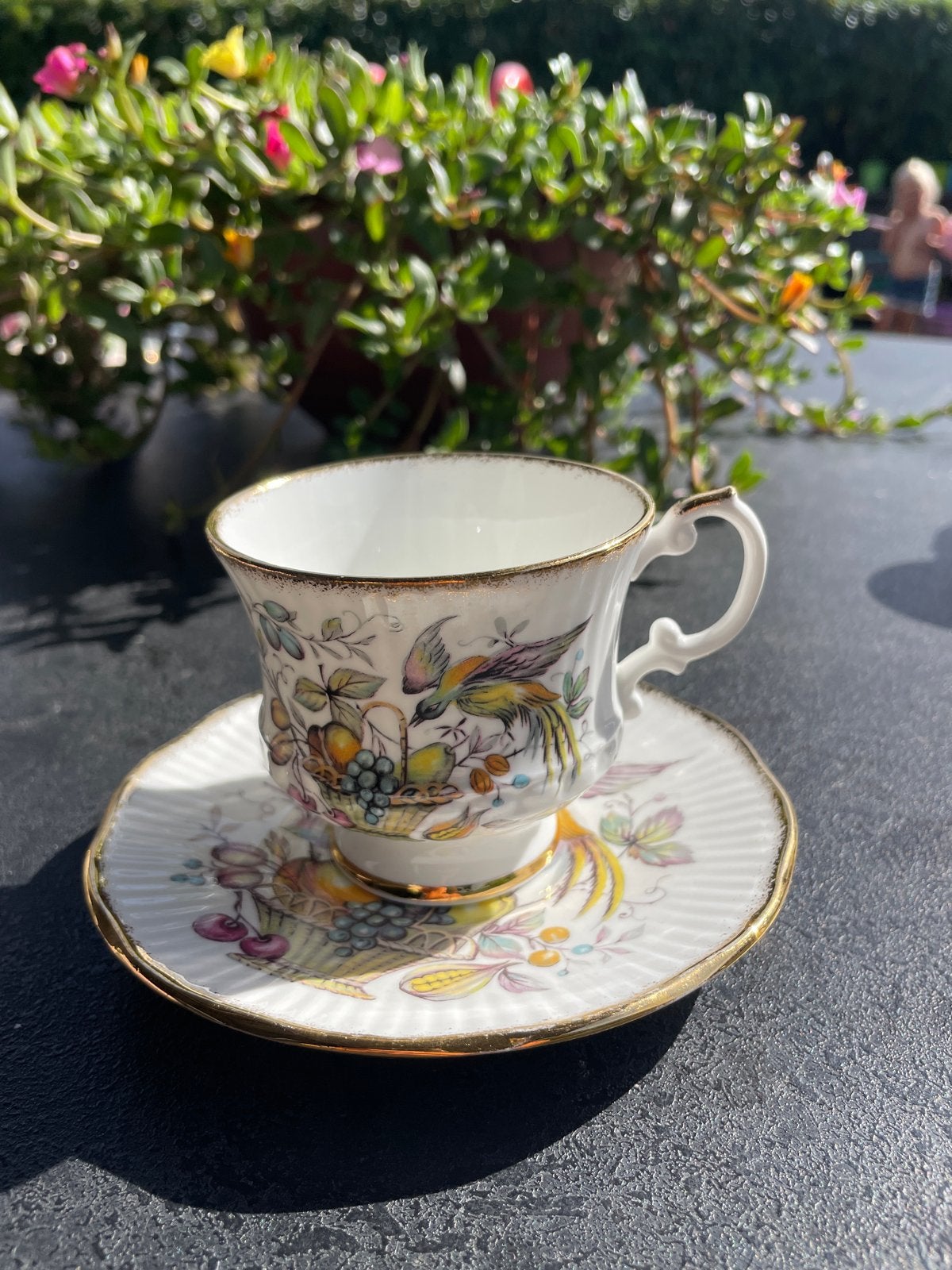 Elizabethan Fine Bone China Kop en Schotel - Vogeldecor, Ophalen of Verzenden