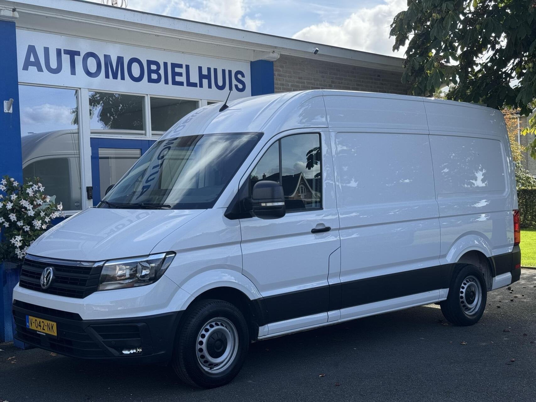 Volkswagen Crafter 2.0 TDI 177 PK L3H3 | Automaat | Camera |, Auto's, Gebruikt, 4 cilinders, Volkswagen, 3000 kg