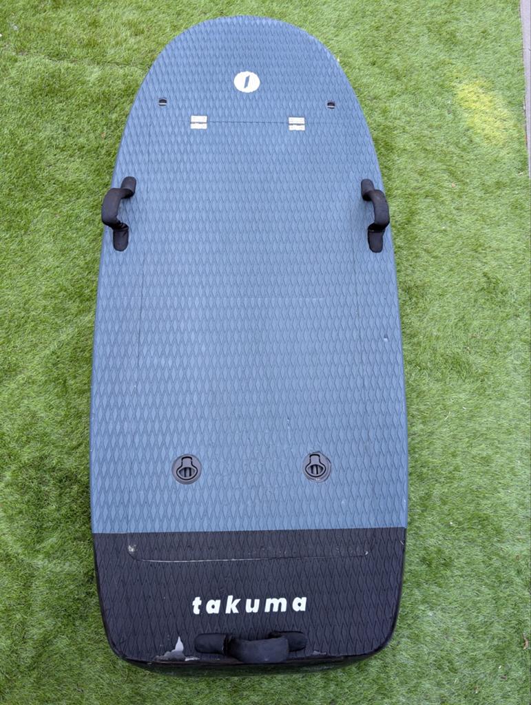 Takuma Carver eFoil - Complete set met 3 accu's en 2 wings, Ophalen, Gebruikt
