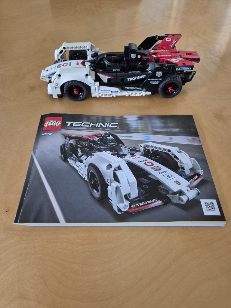 LEGO Technic 42137 - Formula E Porsche 99X Electric, Verzenden, Lego, Inclusief instructies, Zo goed als nieuw