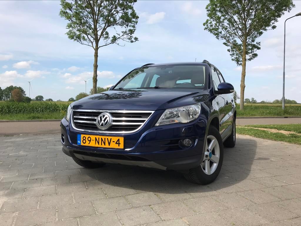 Volkswagen Tiguan 2.0 TDI 4MOTION Track & Field Trekh. Pano., Euro 5, Beige, 4 cilinders, Blauw