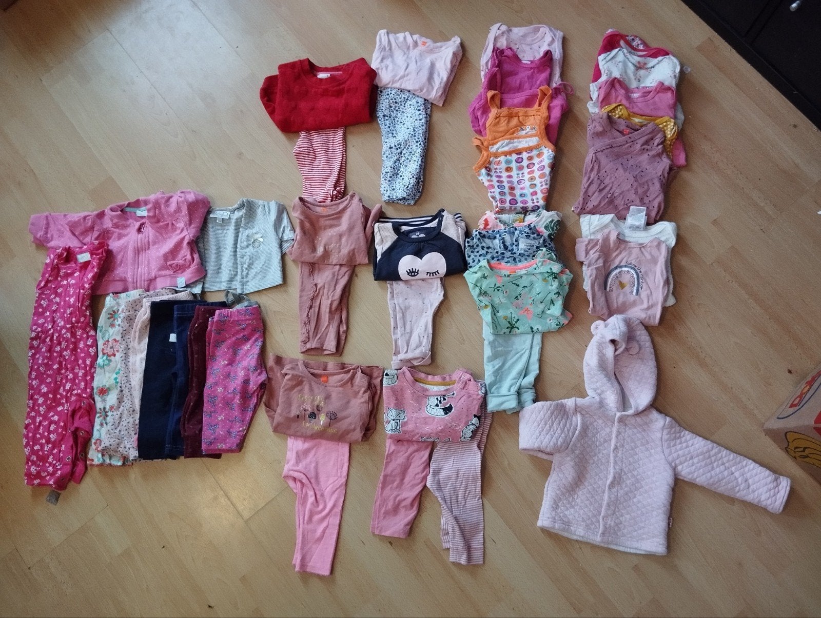 Maat 62/68 volledige garderobe matchende outfits set, Ophalen of Verzenden, Zo goed als nieuw, Maat 62