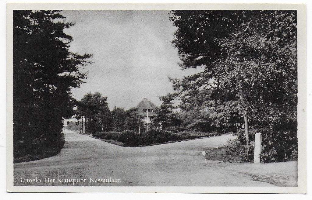 Ermelo Nassaulaan ongelopen Ansichtkaart ( B7123 ), Ophalen of Verzenden, 1940 tot 1960, Ongelopen, Gelderland