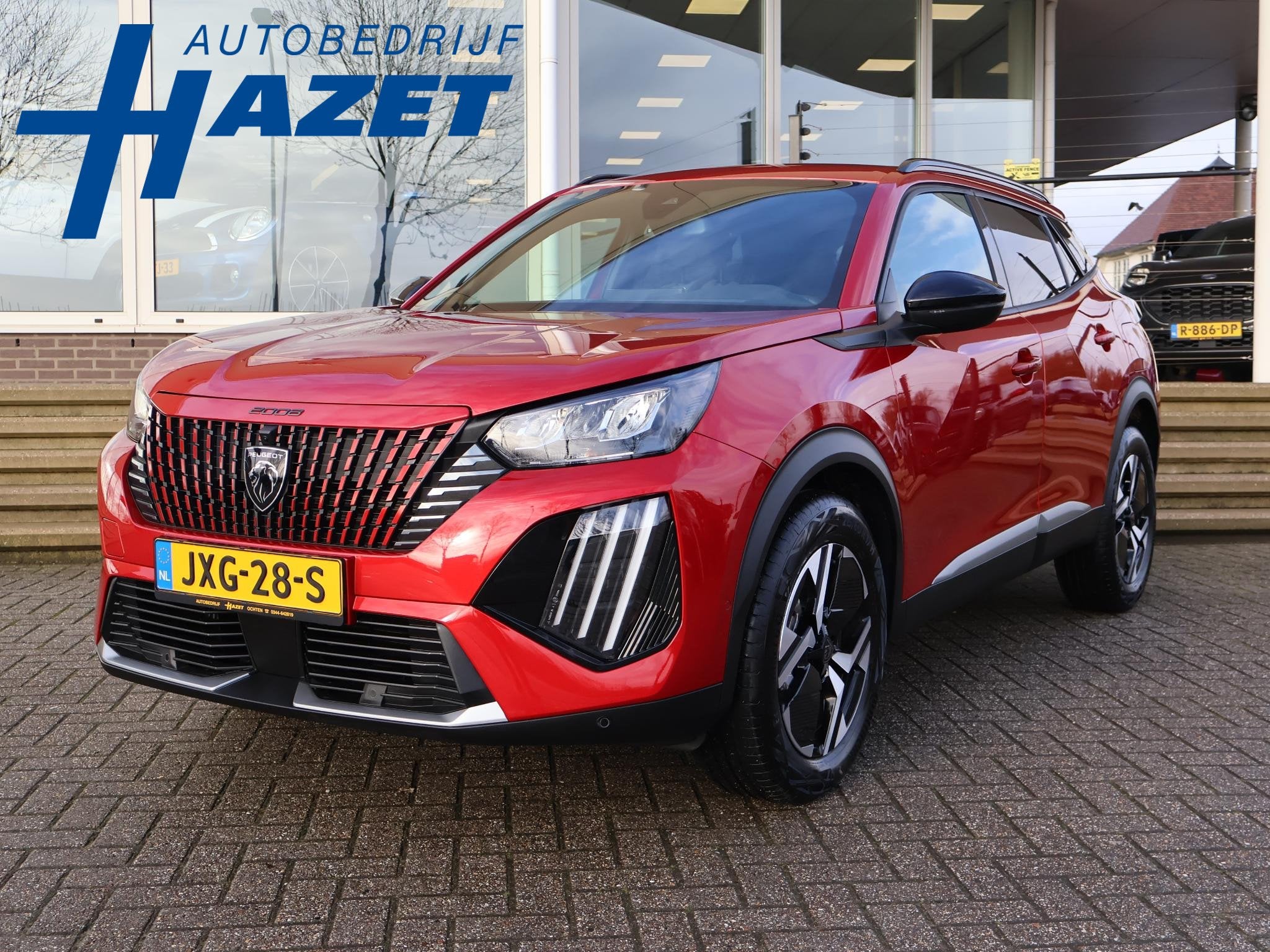 Peugeot 2008 1.2 HYBRID 145 PK ALLURE AUT. + ADAPTIVE CRUISE, Gebruikt, 1199 cc, Leder en Stof, Bedrijf