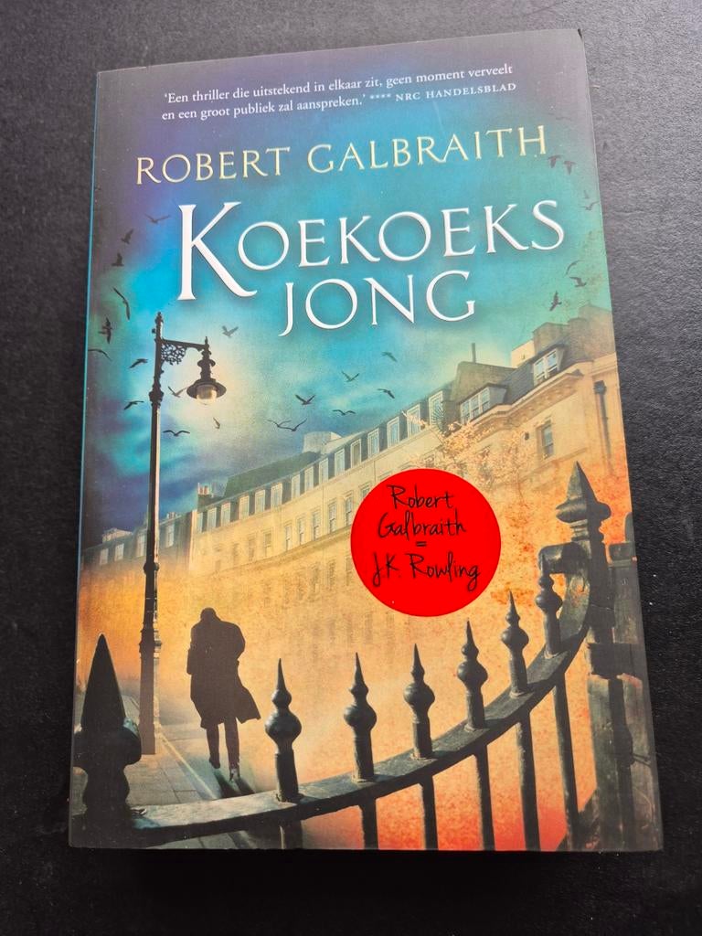 Robert Galbraith - Koekoeksjong, Ophalen of Verzenden, Zo goed als nieuw, Robert Galbraith