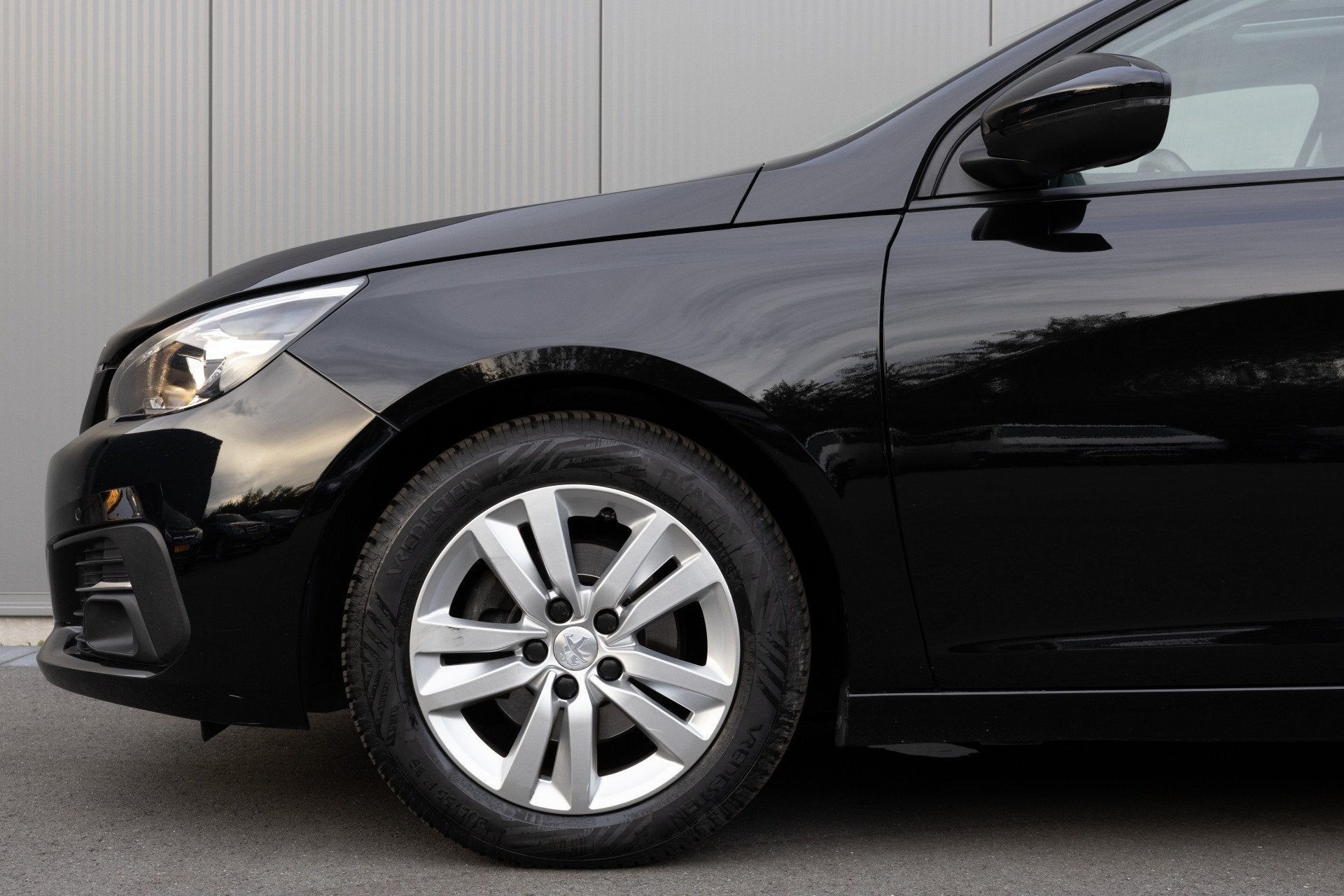 Peugeot 308 SW | NAVI | CLIMATE | TREKHAAK | CRUISE | DISTR., Stof, Gebruikt, 1199 cc, 620 kg