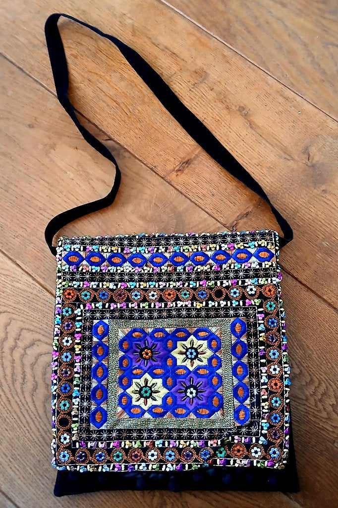 Vintage kleurrijke tas - boho - hippie - bohemian - bohémian, Ophalen of Verzenden, Gebruikt, Overige kleuren