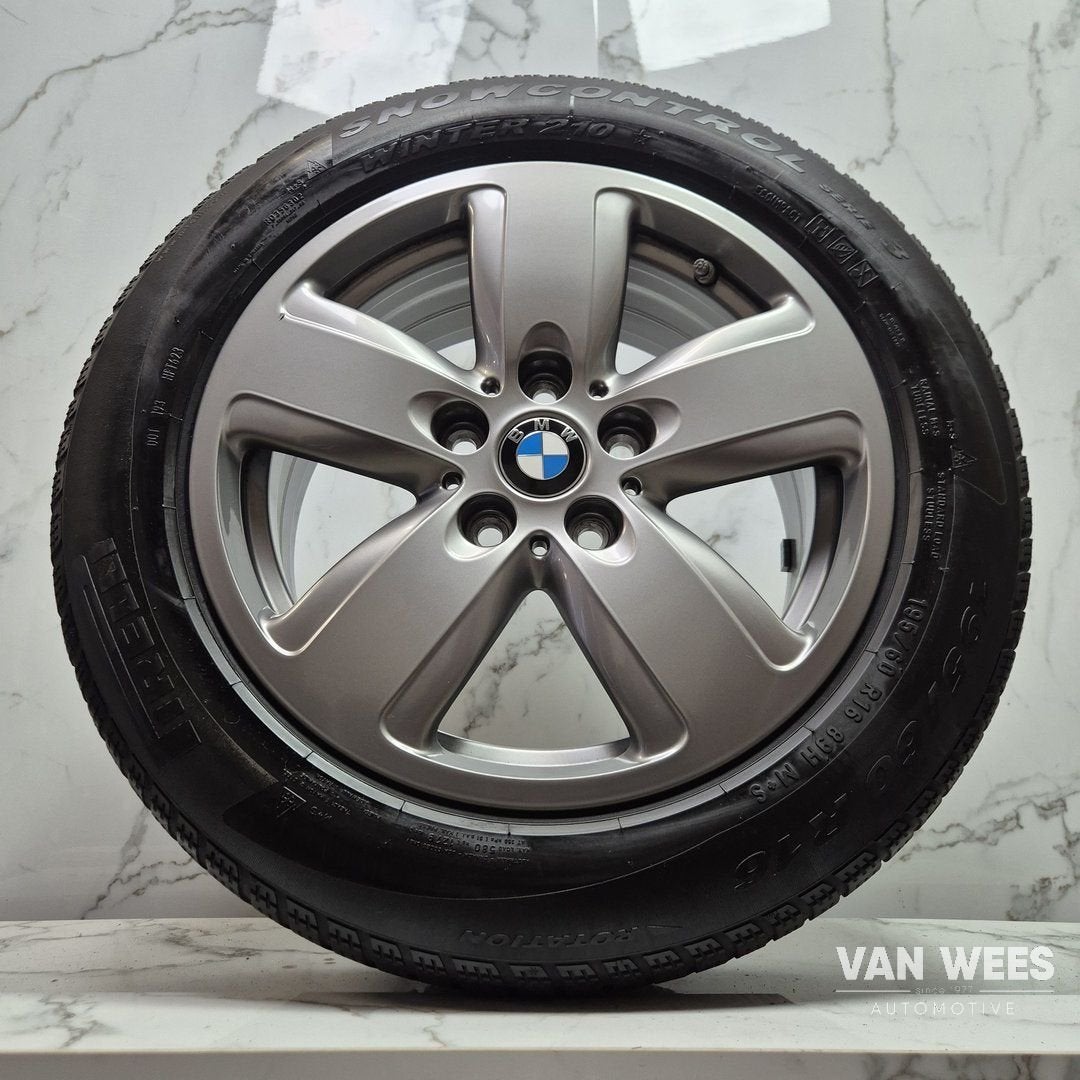 Bmw 1-serie 2-serie F40 F44 195/60/16 inch Styling 517 Pirel, Auto-onderdelen, Ophalen, Gebruikt, -, Banden en Velgen