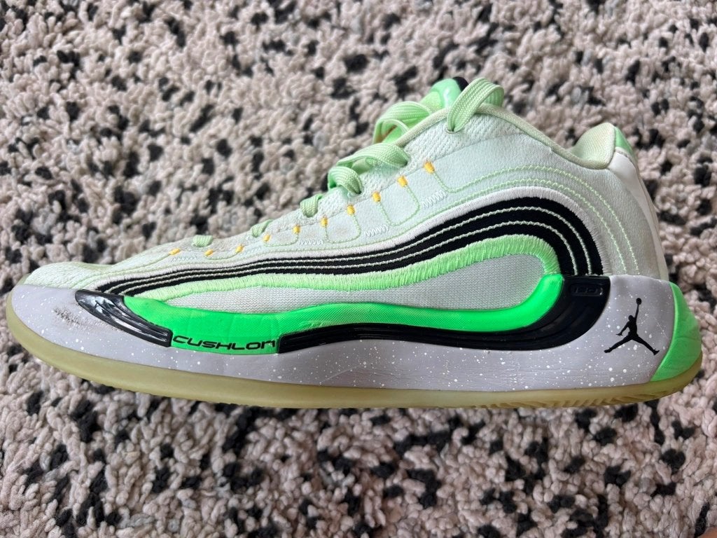 Nike Jordan Luka 4 "Space Navigator Basketball" maat 42, Sport en Fitness, Ophalen of Verzenden, Zo goed als nieuw, Schoenen