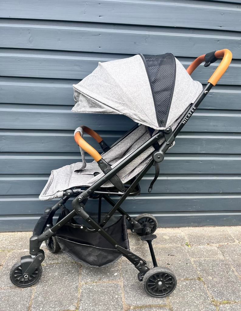 Compacte buggy- geschikt als handbagage in vliegtuig, Ophalen, Zo goed als nieuw