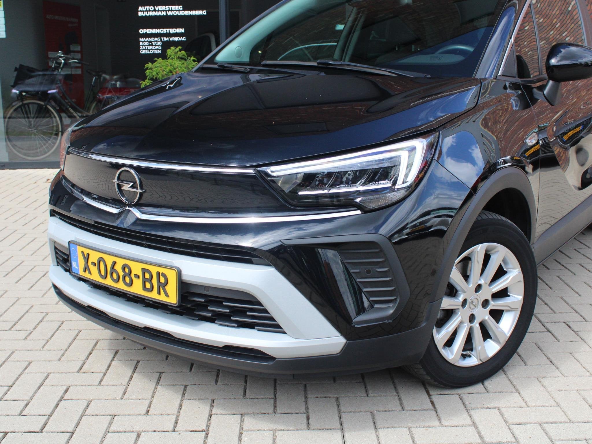 Opel Crossland 1.2 Turbo Elegance 130PK Automaat, Trekhaak,, Auto's, 12 maanden, Gebruikt, 1199 cc, Zwart