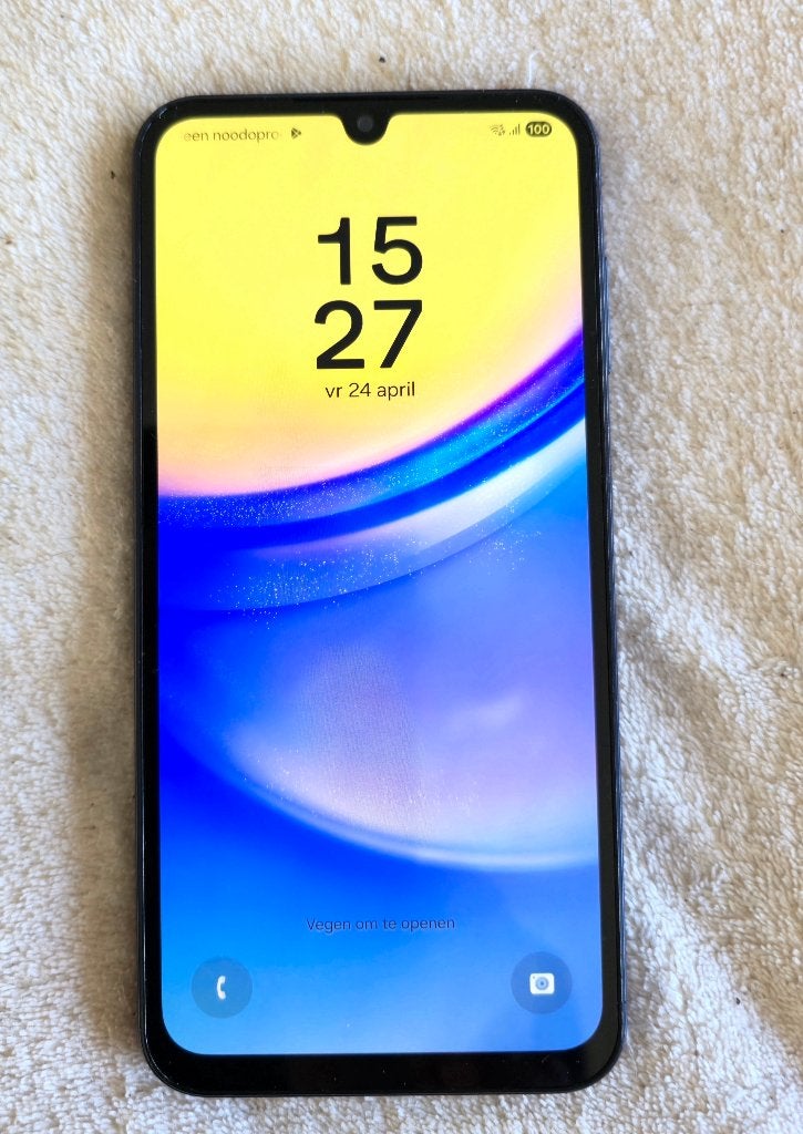 Samsung Galaxy A15 5G (SM-A156B/DSN) met bookcasehoesje, Telecommunicatie, Mobiele telefoons | Samsung, Gebruikt, Blauw, Touchscreen