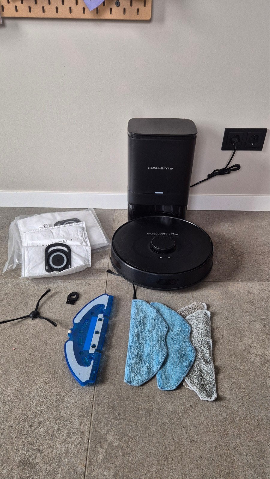 Rowenta X-Plorer Serie 75 S+ – robotstofzuiger met dweil, Witgoed en Apparatuur, Stofzuigers, Gebruikt, Robotstofzuiger, 2000 watt of meer