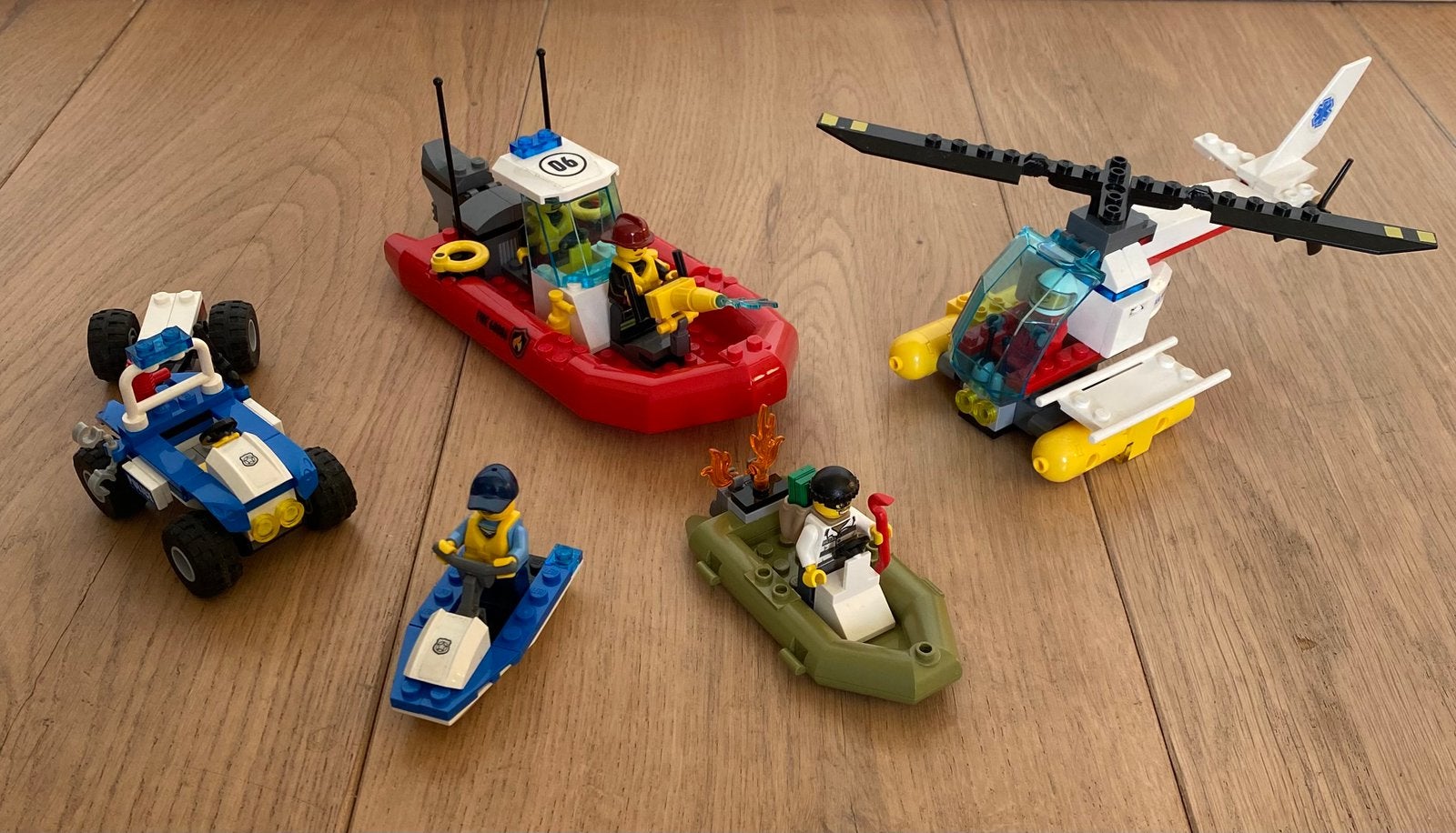 LEGO City Startset (brandweer, helikopter & politie) - 60086, City, Lego, Ophalen of Verzenden, Zo goed als nieuw