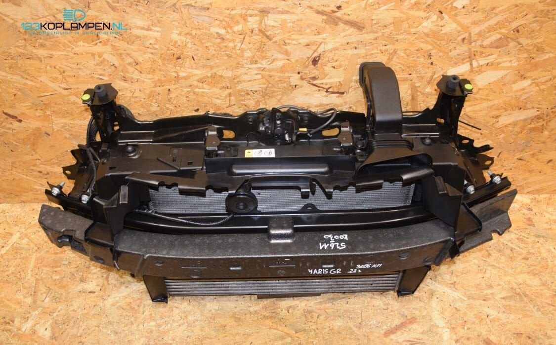 Toyota Yaris 1.6 GR Voorfront koelerpakket radiateur, Ophalen, Gebruikt, -, -