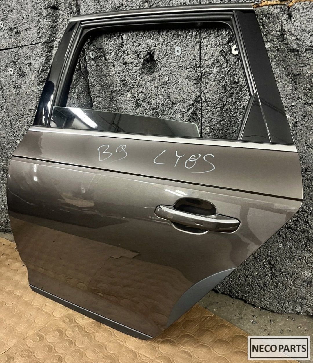 AUDI A4 B9 8W KOMBI PORTIER DEUR ACHTER LINKS LY8S ORIGINEEL, Gebruikt, -, Achter, -