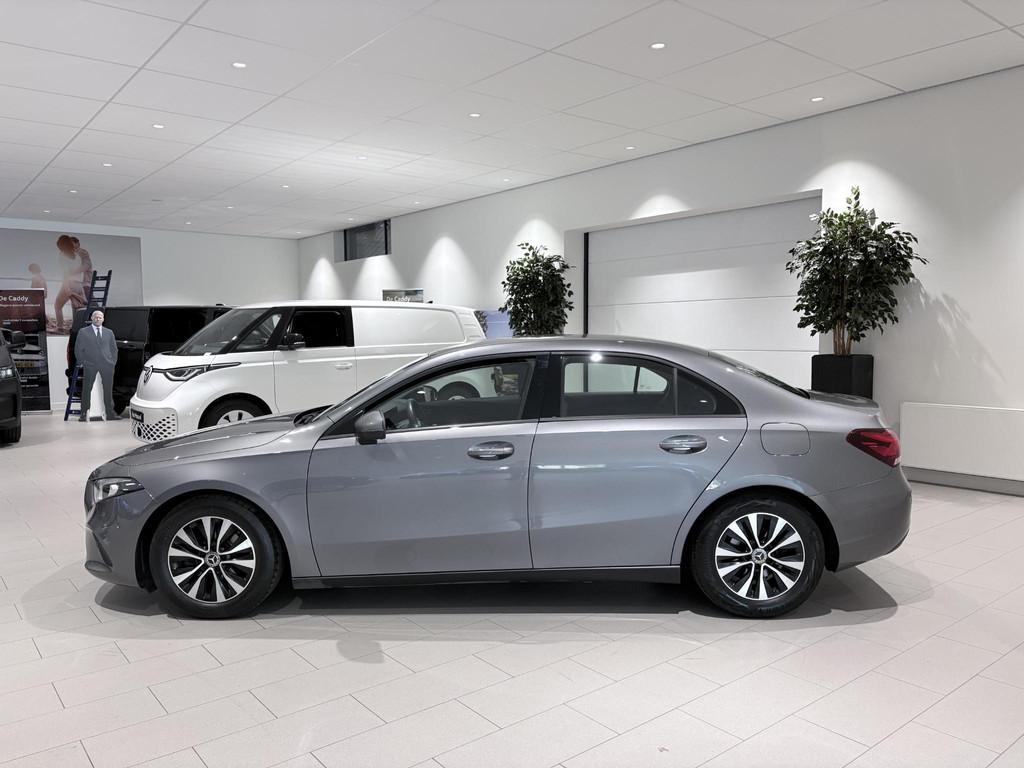 Mercedes-Benz A-klasse 180 Business Solution Airco | Autonom, 12 maanden, 4 cilinders, Origineel Nederlands, Bedrijf