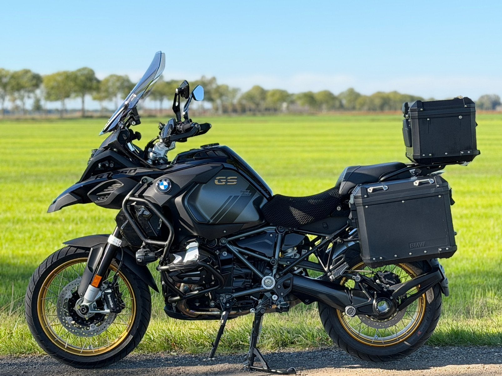 BMW R1250 GS Adventure | Garantie | 08-2023 | Option 719, Handvatverwarming, 2 cilinders, 1254 cc, Motorrijbewijs A