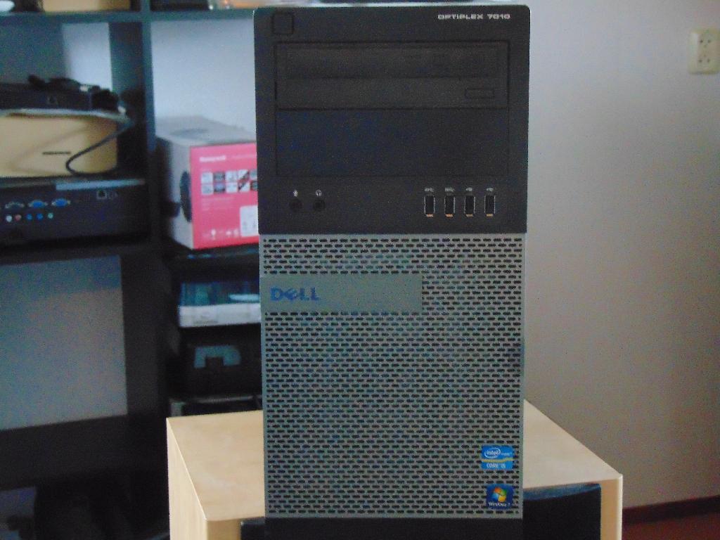 Dell Optiplex 7010 Desktop Toren, Computers en Software, Met monitor, Ophalen of Verzenden, DELL ., SSD
