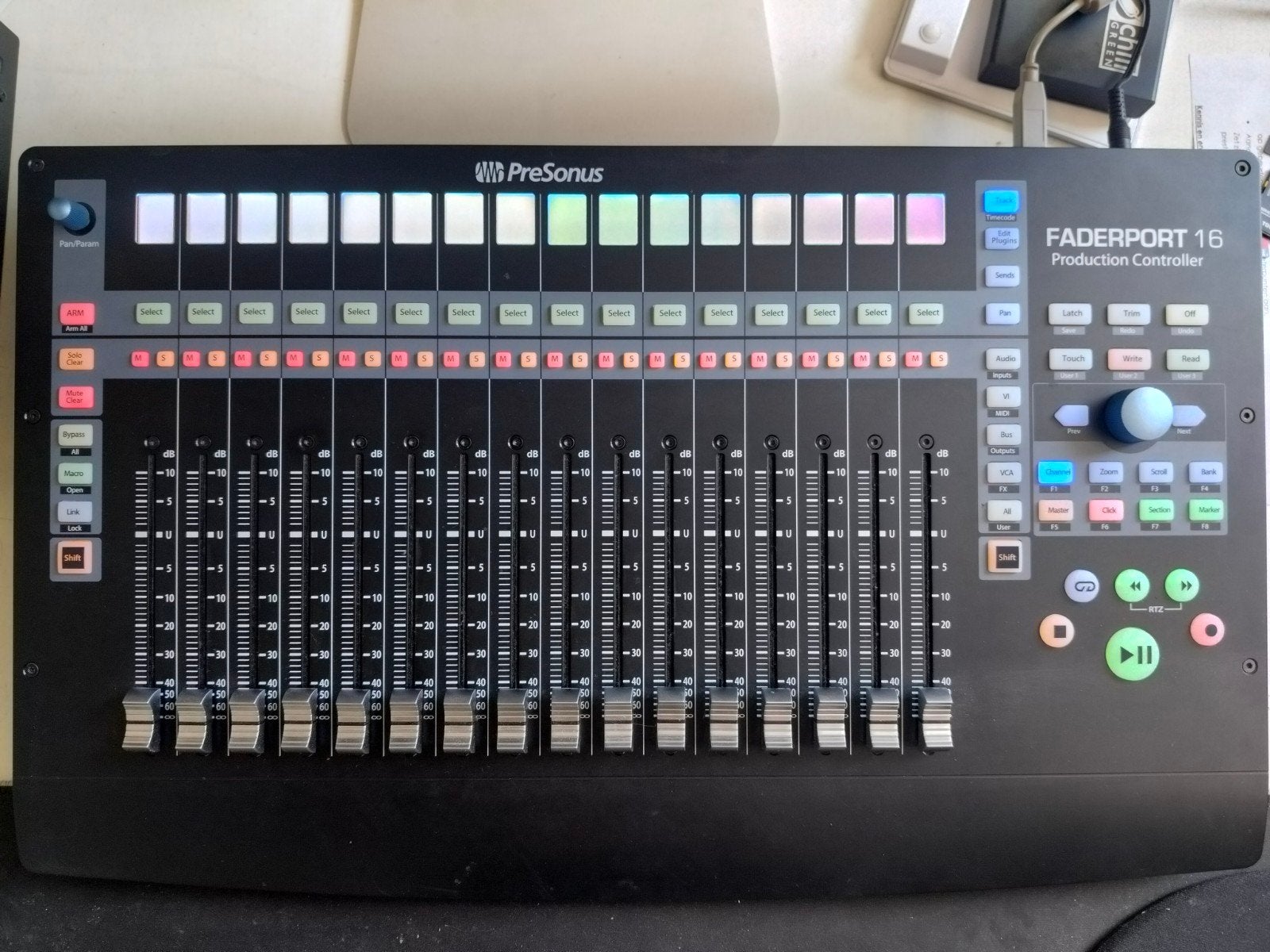Presonus Faderport 16, Ophalen
