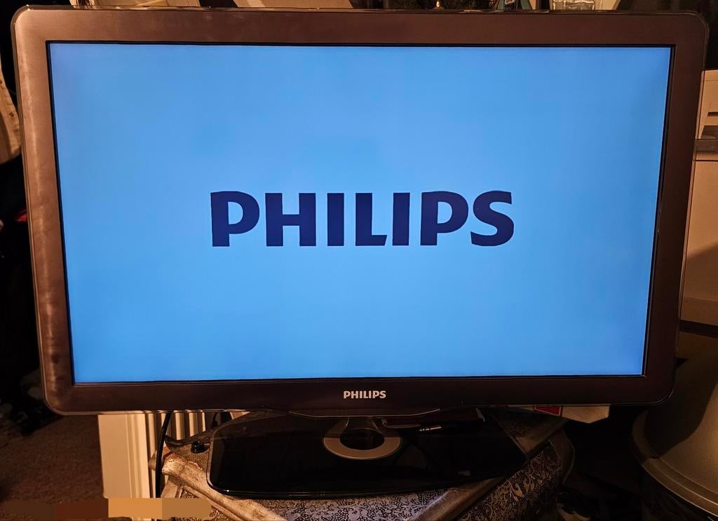 Philips 32 inch Full HD TV met Ambilight, Audio, Tv en Foto, Televisies, Zo goed als nieuw, 80 tot 100 cm, Philips, 50 Hz, Ophalen