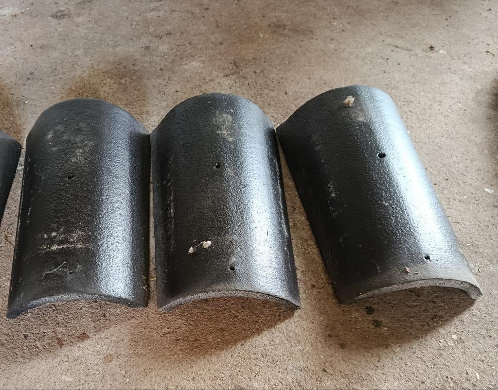 3 nieuwe nokstukken Nelskamp Finkenberger, Doe-het-zelf en Verbouw, Dakpannen en Dakbedekking, Ophalen, Steen of Klei, Zwart, Overige typen