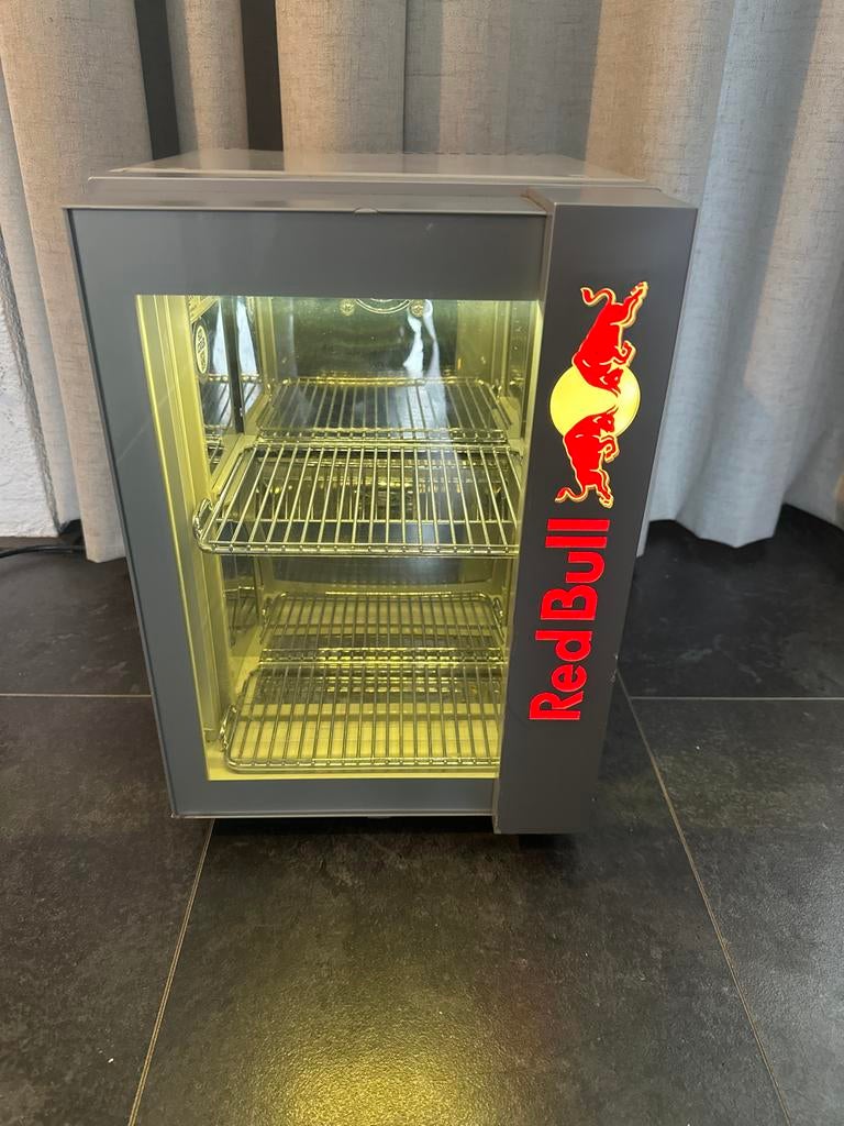 Red Bull mini koelkast - temperatuur en licht verstelbaar, Zonder vriesvak, Ophalen of Verzenden, Minder dan 45 cm, Minder dan 85 cm