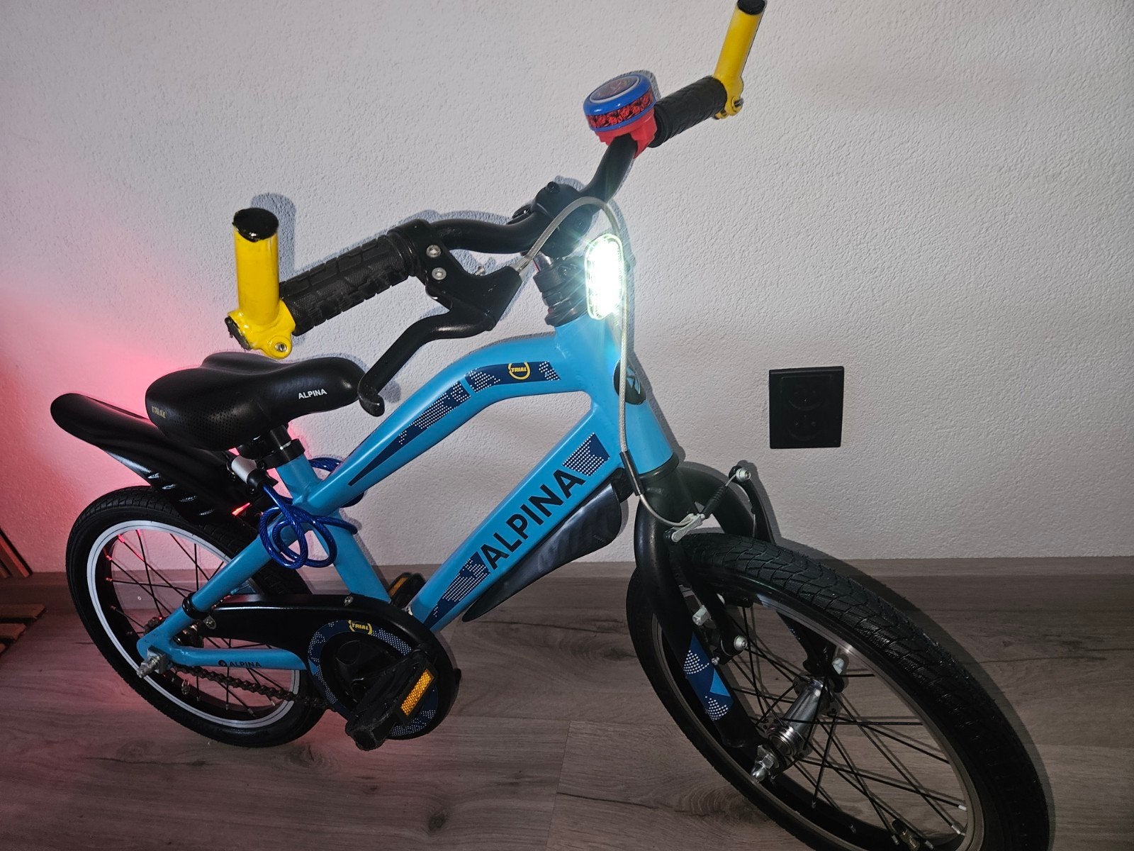 Hele mooie 16inch Alpina Trial+zijwieltjes+slot+ verlichting, Ophalen, Terugtraprem, 16 inch, Alpina Trial