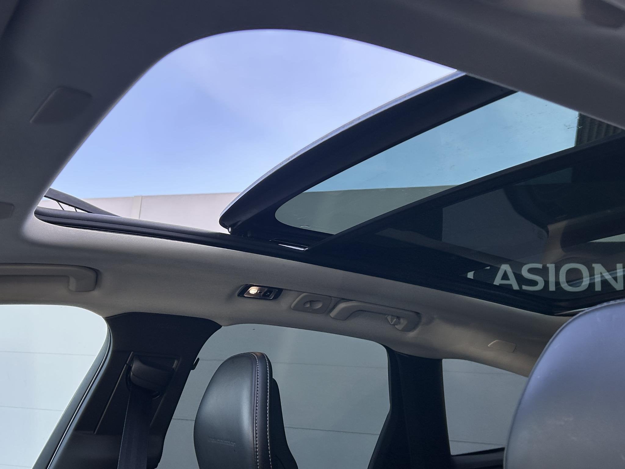 Foto 21 van Volvo XC60 2.0 T8 Twin Engine AWD Inscription | Panoramadak