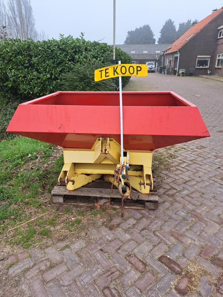 Kunstmest strooier, Ophalen of Verzenden, Zo goed als nieuw