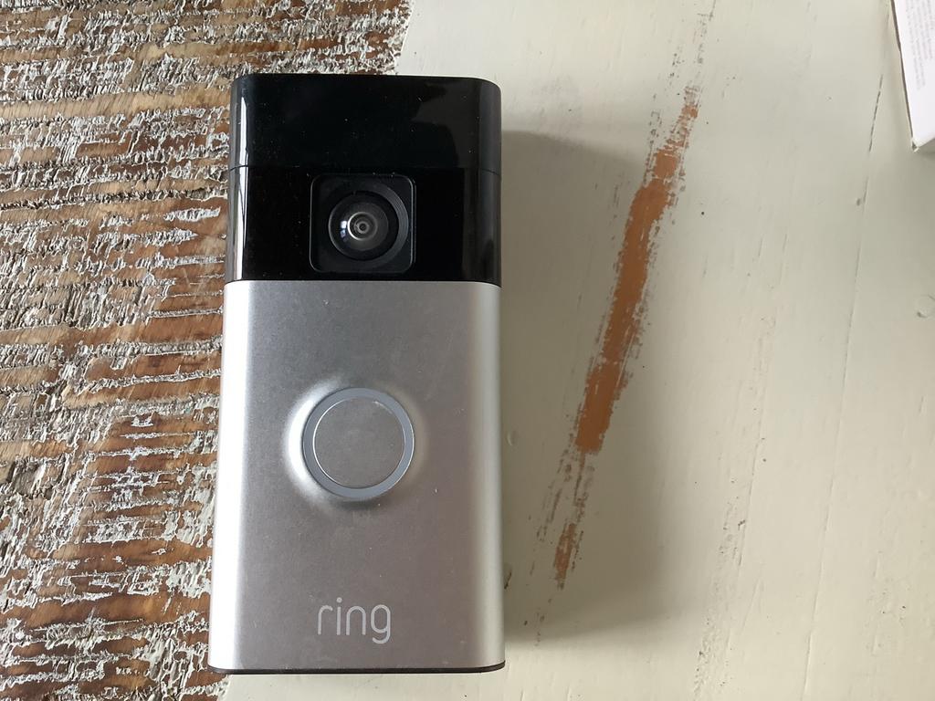 Ring Battery Doorbell - Draadloze Video Deurbel, Ophalen of Verzenden, Bewegingsdetectiesensor, Zo goed als nieuw, Draadloos