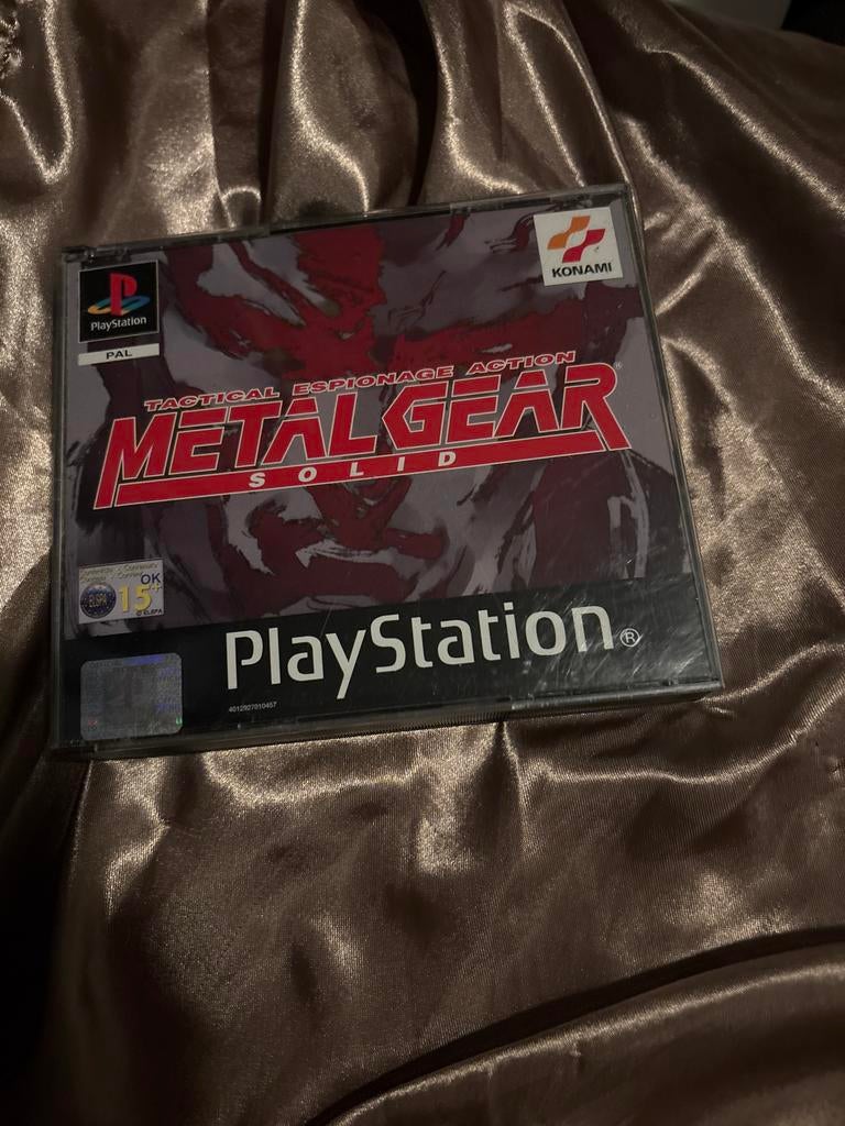 Metal Gear Solid PlayStation 1 (PS1) PAL - Klassieker!, Spelcomputers en Games, Games | Sony PlayStation 1, Avontuur en Actie