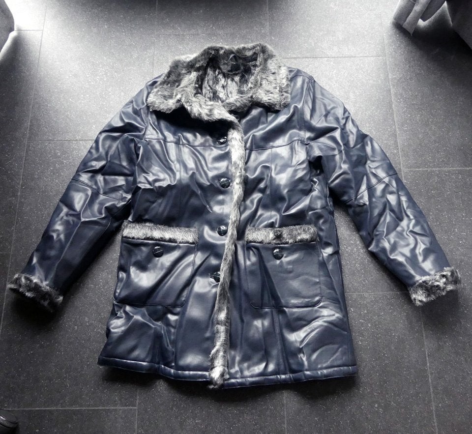 Vintage damesjas winterjas imitatieleer blauw maat 42, Kleding | Dames, Ophalen of Verzenden, Gedragen, Maat 42/44 (L), Blauw