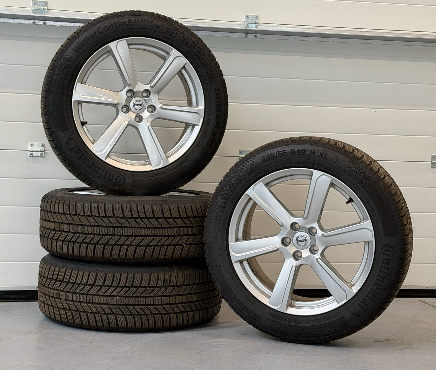 Winterset Volvo XC60/90 A merk banden in top staat 235/55R19, 19 inch, Gebruikt, Banden en Velgen, 235 mm