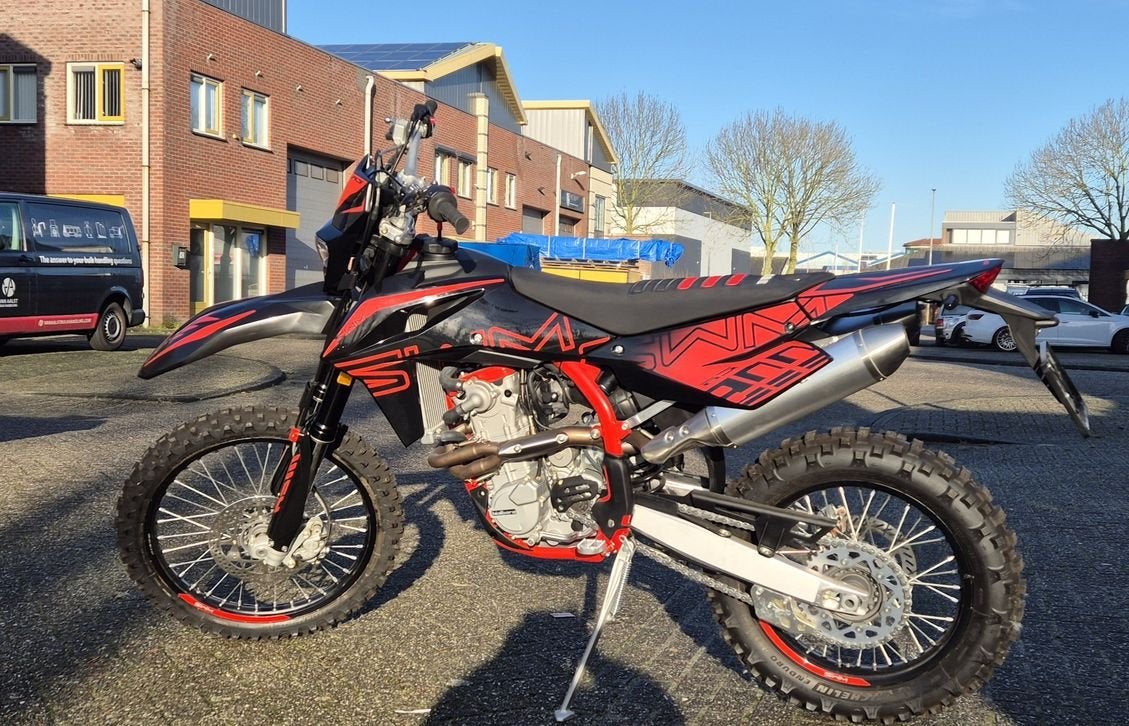 SWM RS 500 R (Nieuw), Motoren, Bedrijf, Onbekend, Enduro, Onbekend