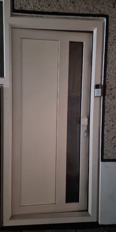 kunststof anti inbraak voordeur, 215 cm of meer, Glas, Ophalen, 100 tot 120 cm