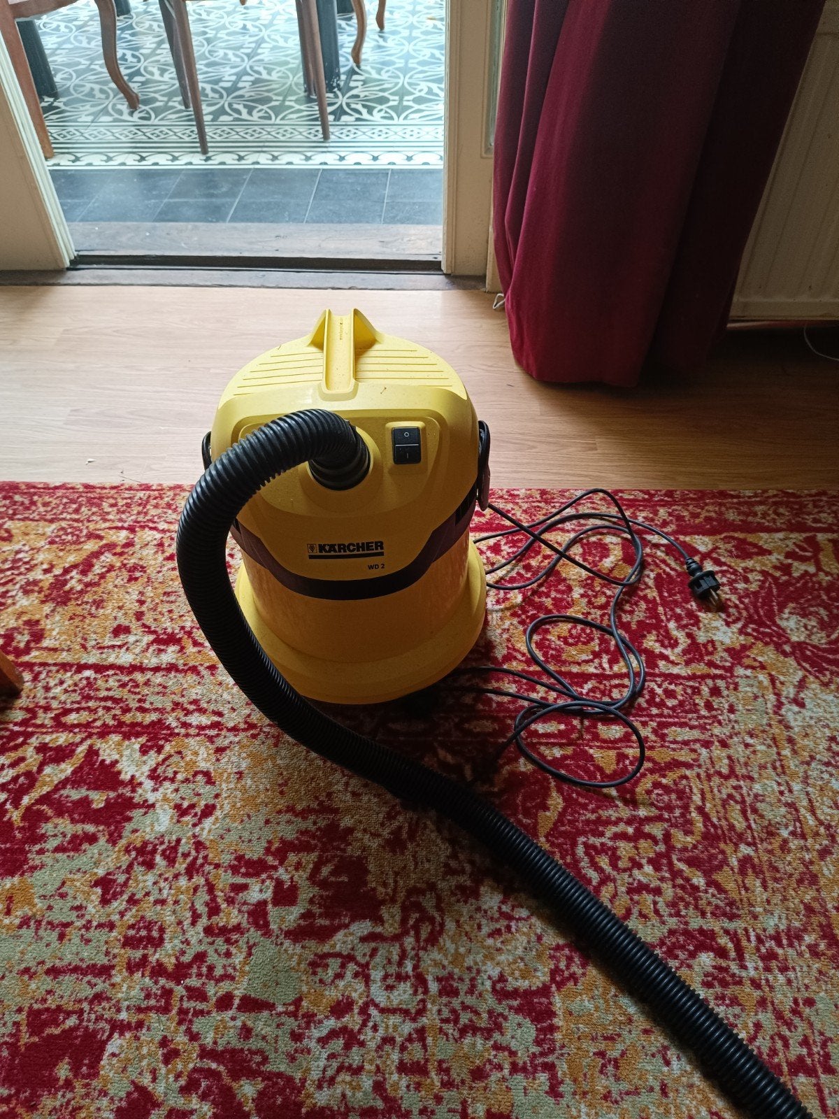 Kärcher WD 2 Nat- en Droogzuiger - Krachtige Alleszuiger, Witgoed en Apparatuur, Inclusief accessoires, Gebruikt, Kärcher, Ophalen of Verzenden