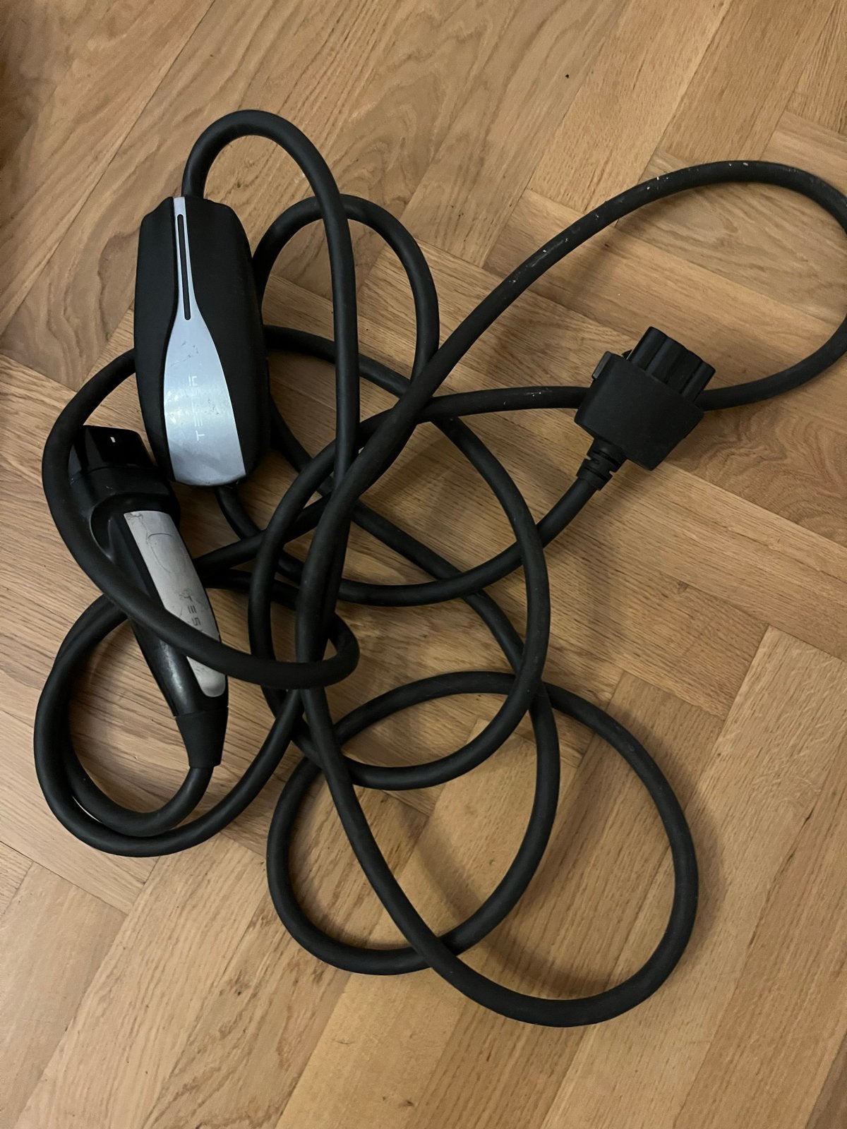 Tesla Mobiele Connector Gen 2 Laadkabel, Ophalen of Verzenden, Gebruikt, Laadkabel