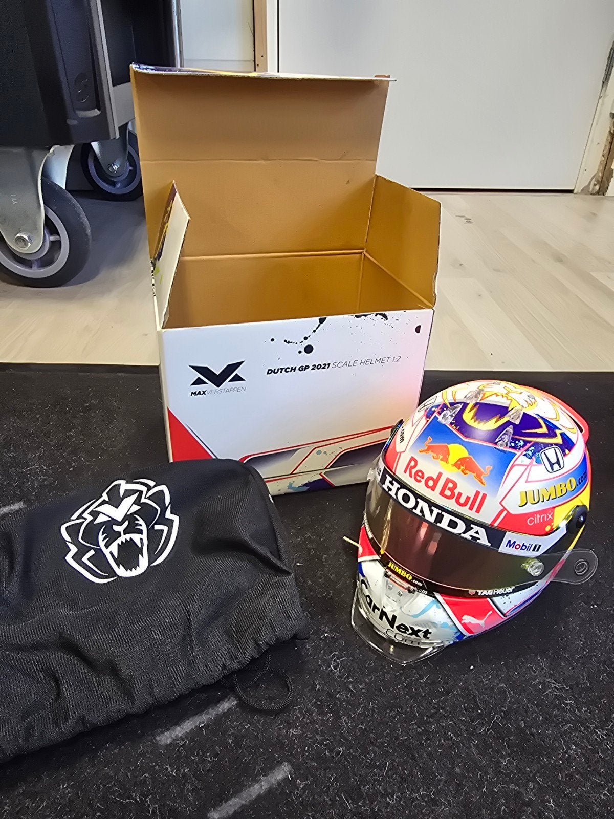 Max Verstappen Dutch GP 2021 Schaalhelm 1:2 Limited Edition, Overige merken, 1:32 tot 1:50, Overige typen, Ophalen of Verzenden