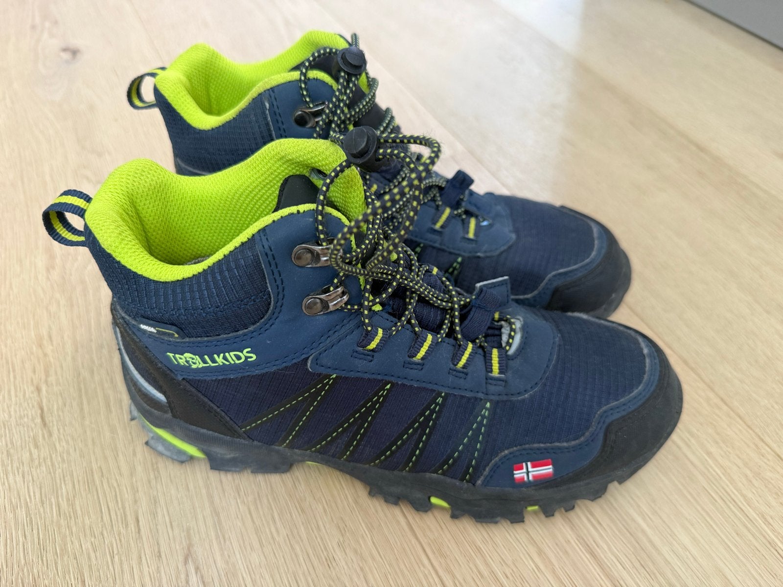 Trollkids wandelschoenen maat 38 - Zo goed als nieuw, Ophalen, Zo goed als nieuw, Schoenen